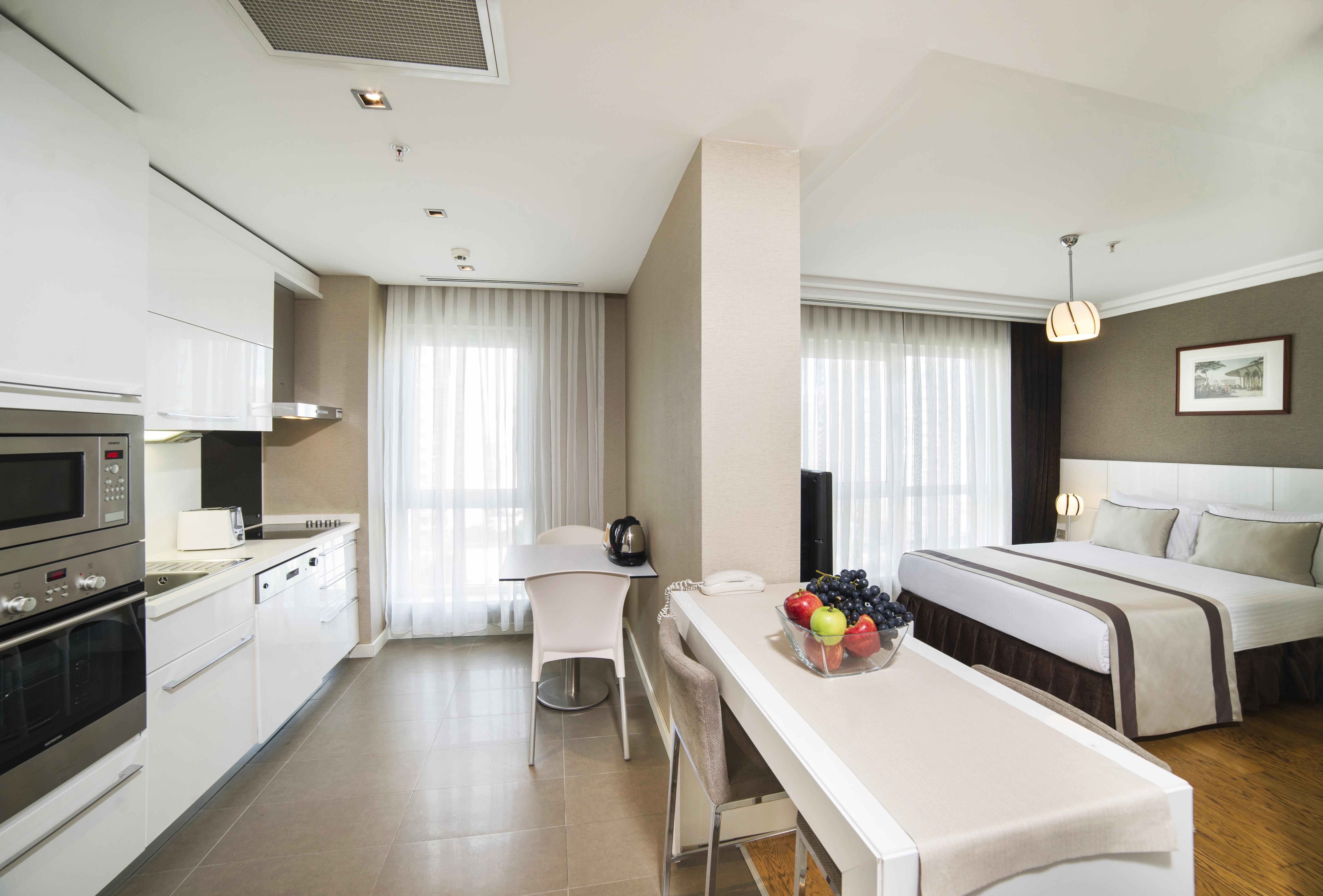 Radisson Residences Avrupa Tem イスタンブール エクステリア 写真