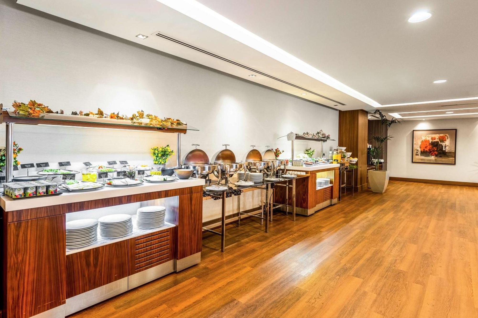 Radisson Residences Avrupa Tem イスタンブール エクステリア 写真