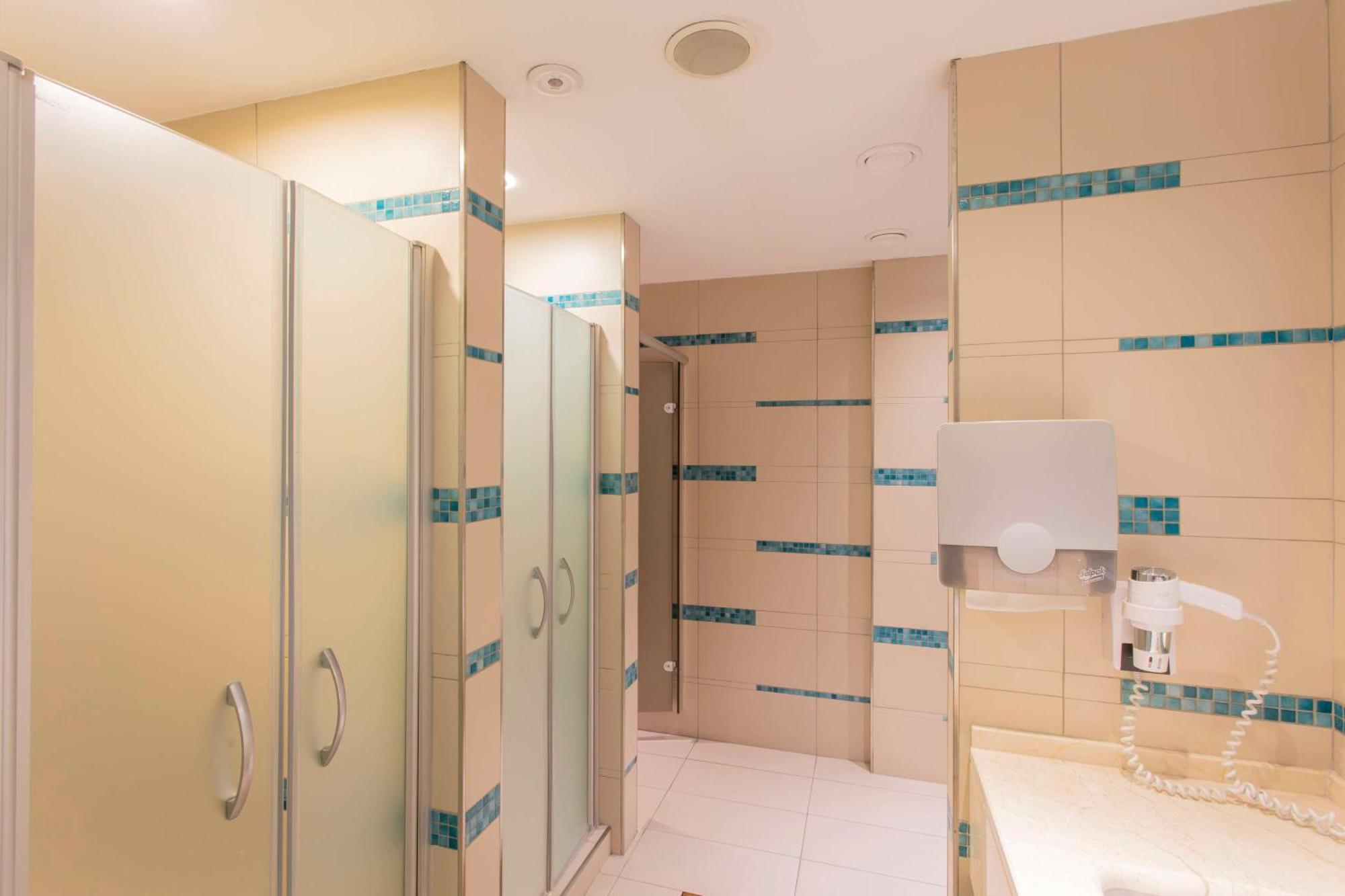 Radisson Residences Avrupa Tem イスタンブール エクステリア 写真