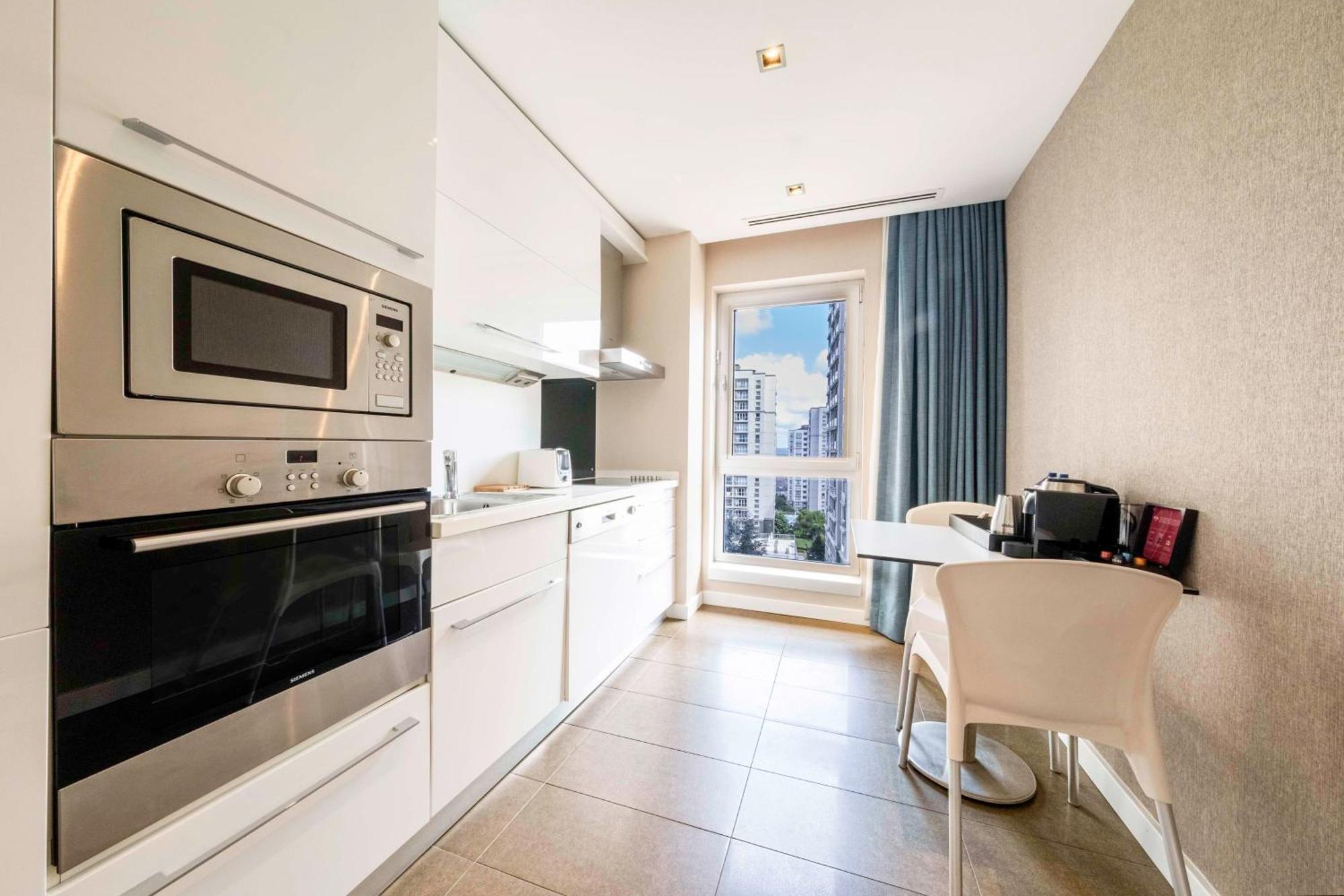 Radisson Residences Avrupa Tem イスタンブール エクステリア 写真