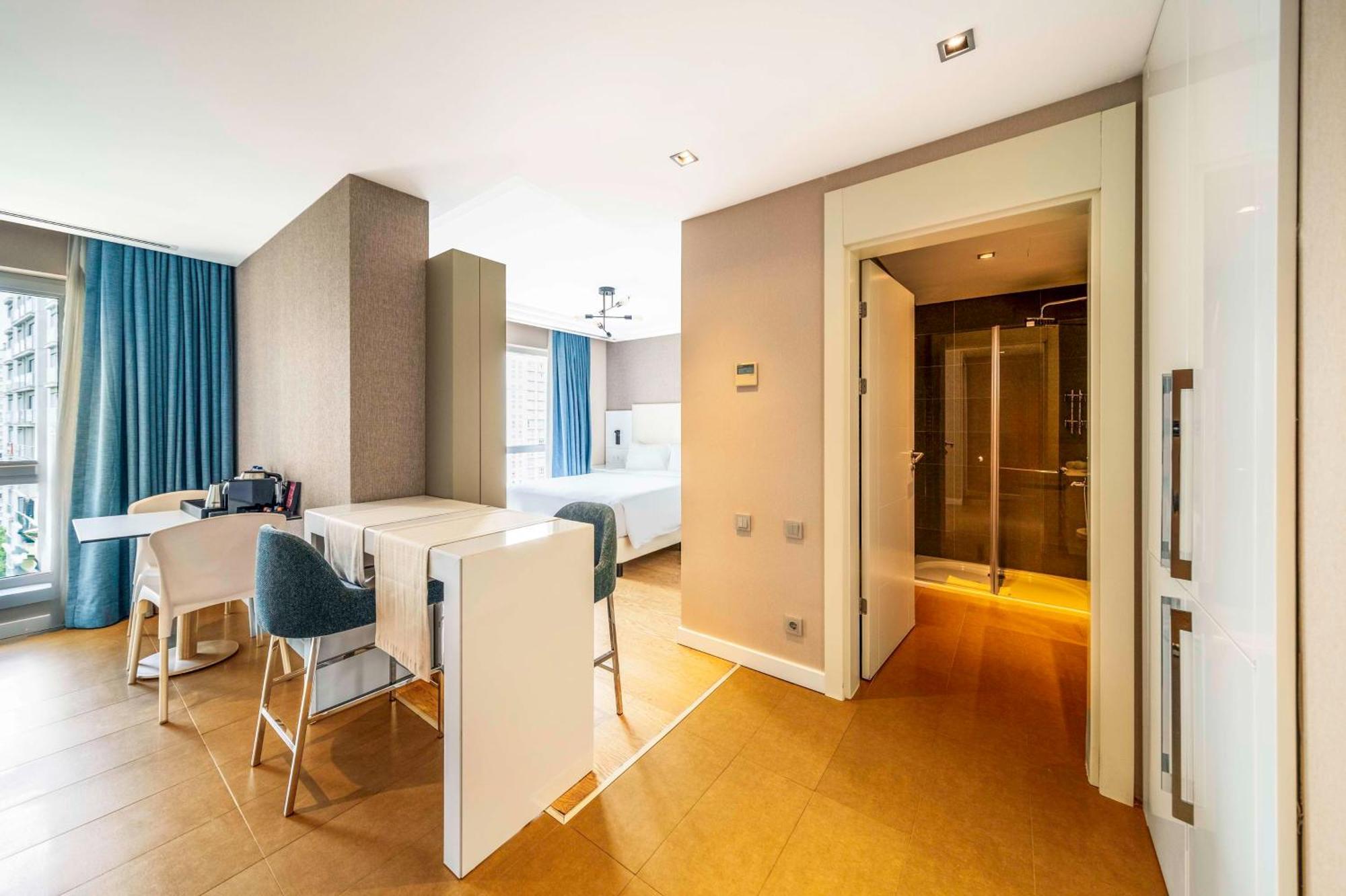Radisson Residences Avrupa Tem イスタンブール エクステリア 写真